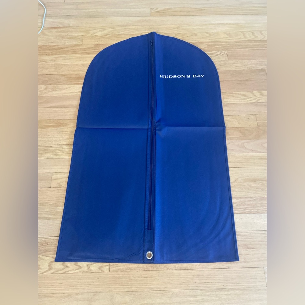 HUDSON BAY Garment Bag Suit Dress Cloth Blue Navy Travel Dust Hanging NEW